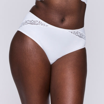 PrimaDonna Salerno Full Brief